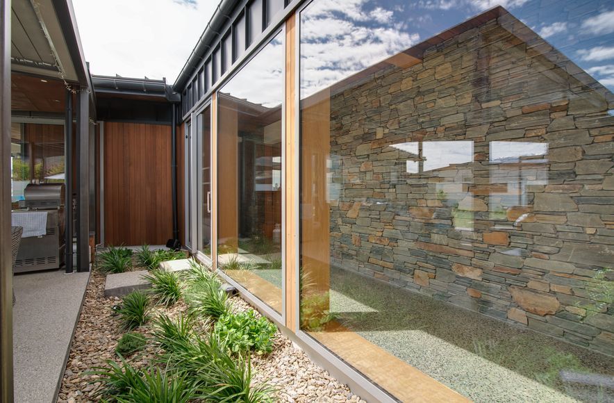 Cromwell Lakehouse