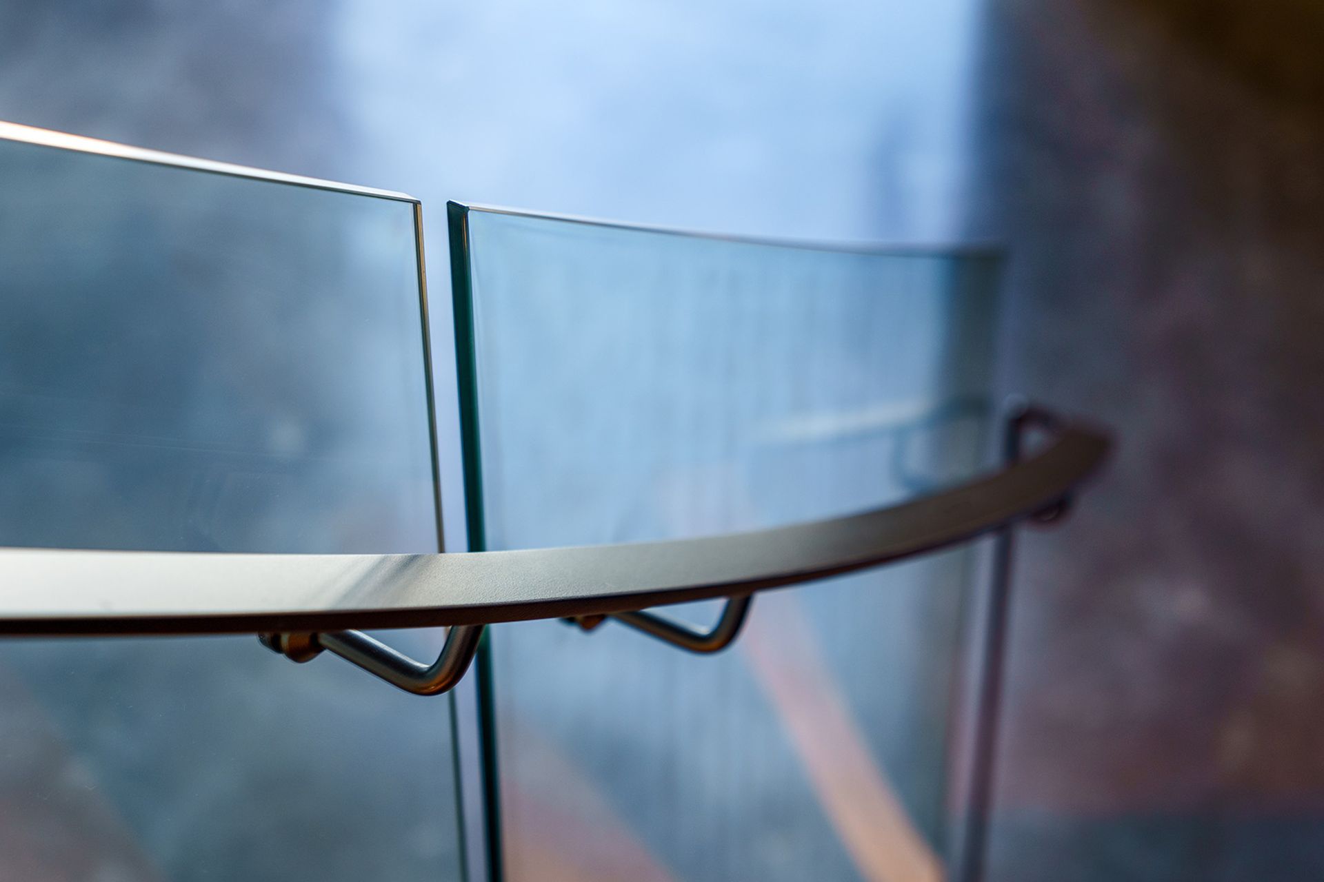 The Esplanade – Twin Bent Glass Curved Staircase