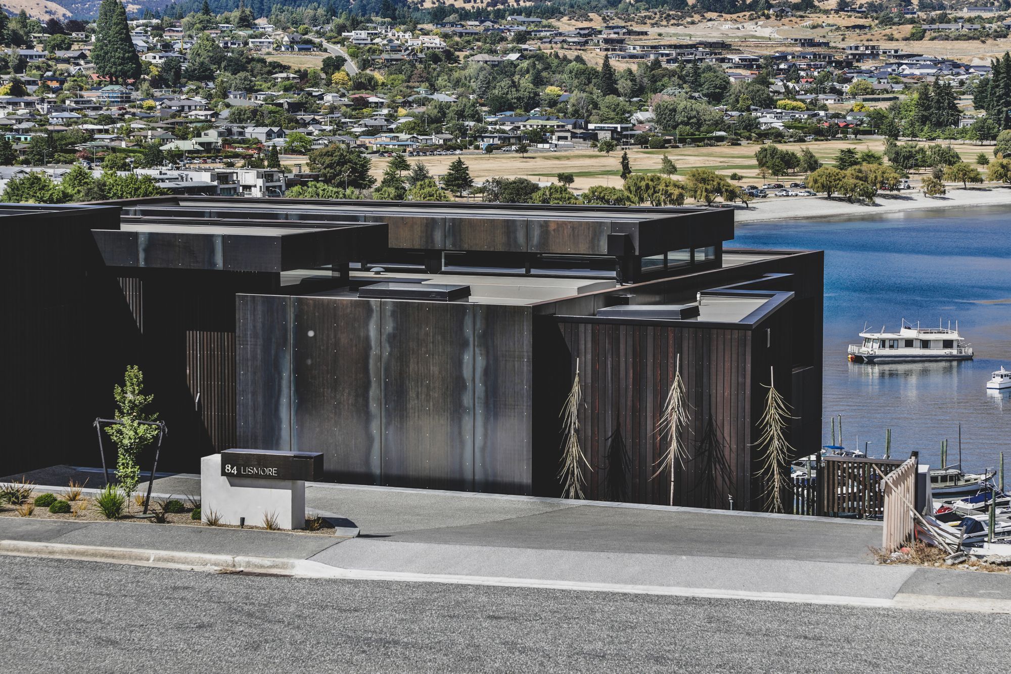 Coupe House