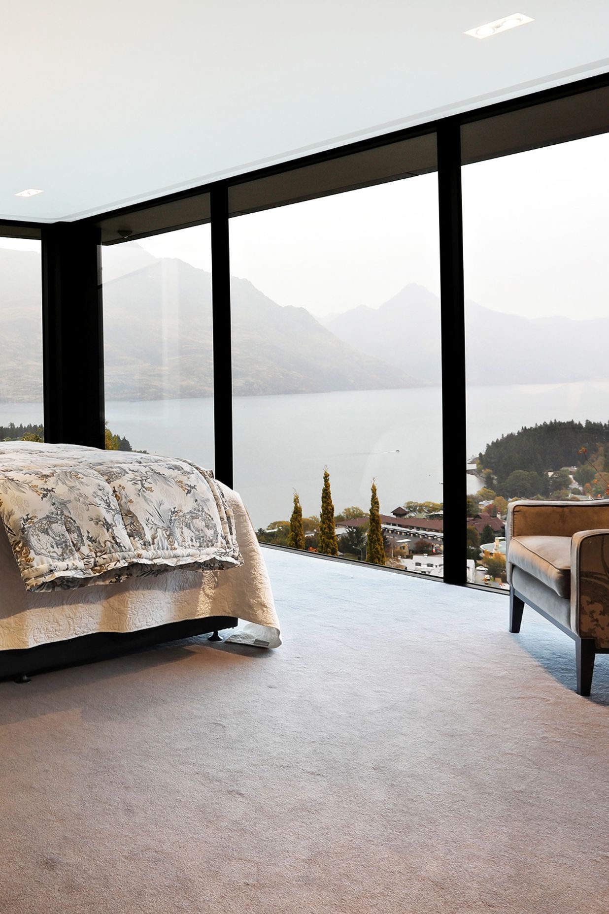 Lake Views, Wakatipu Home