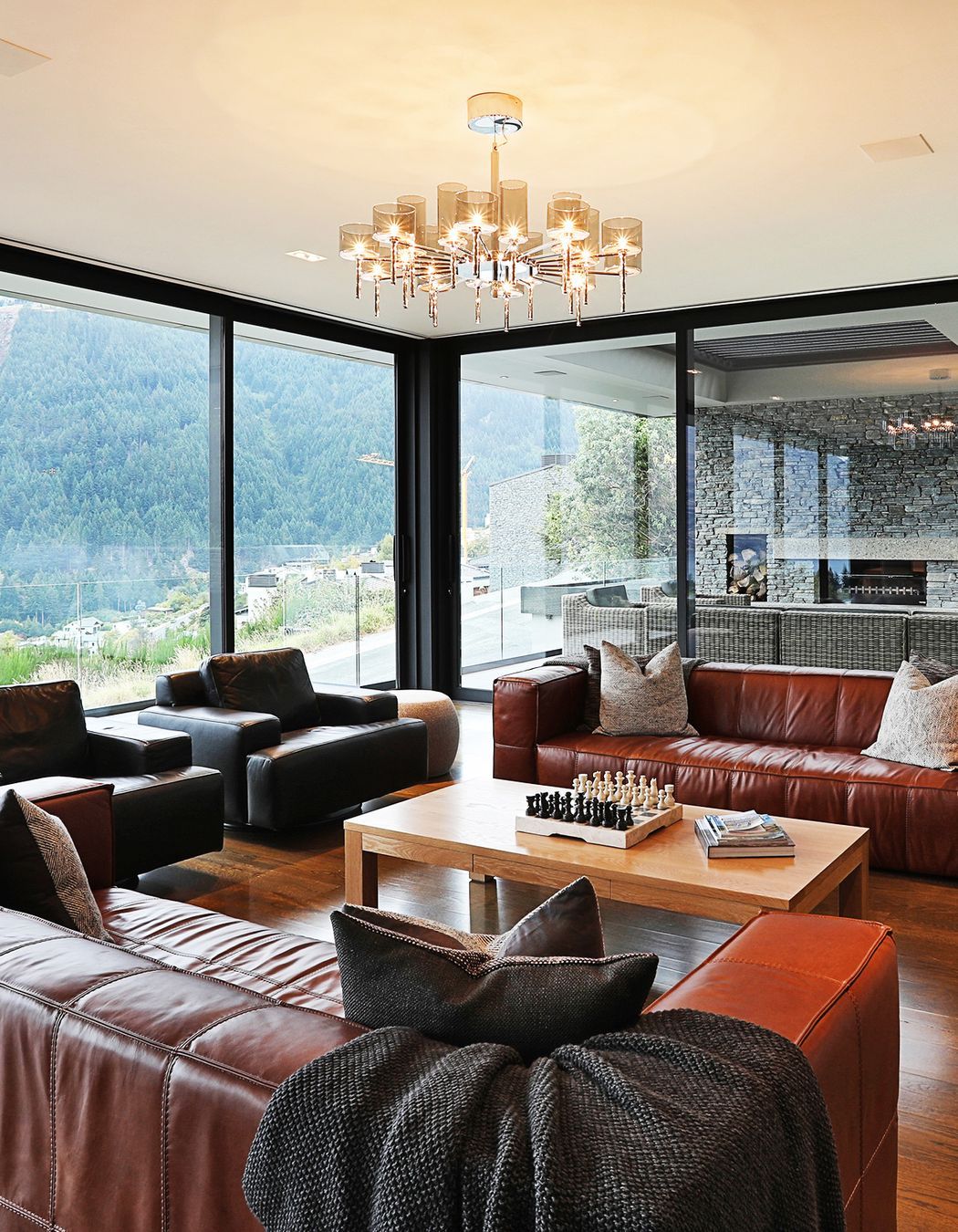 Lake Views, Wakatipu Home