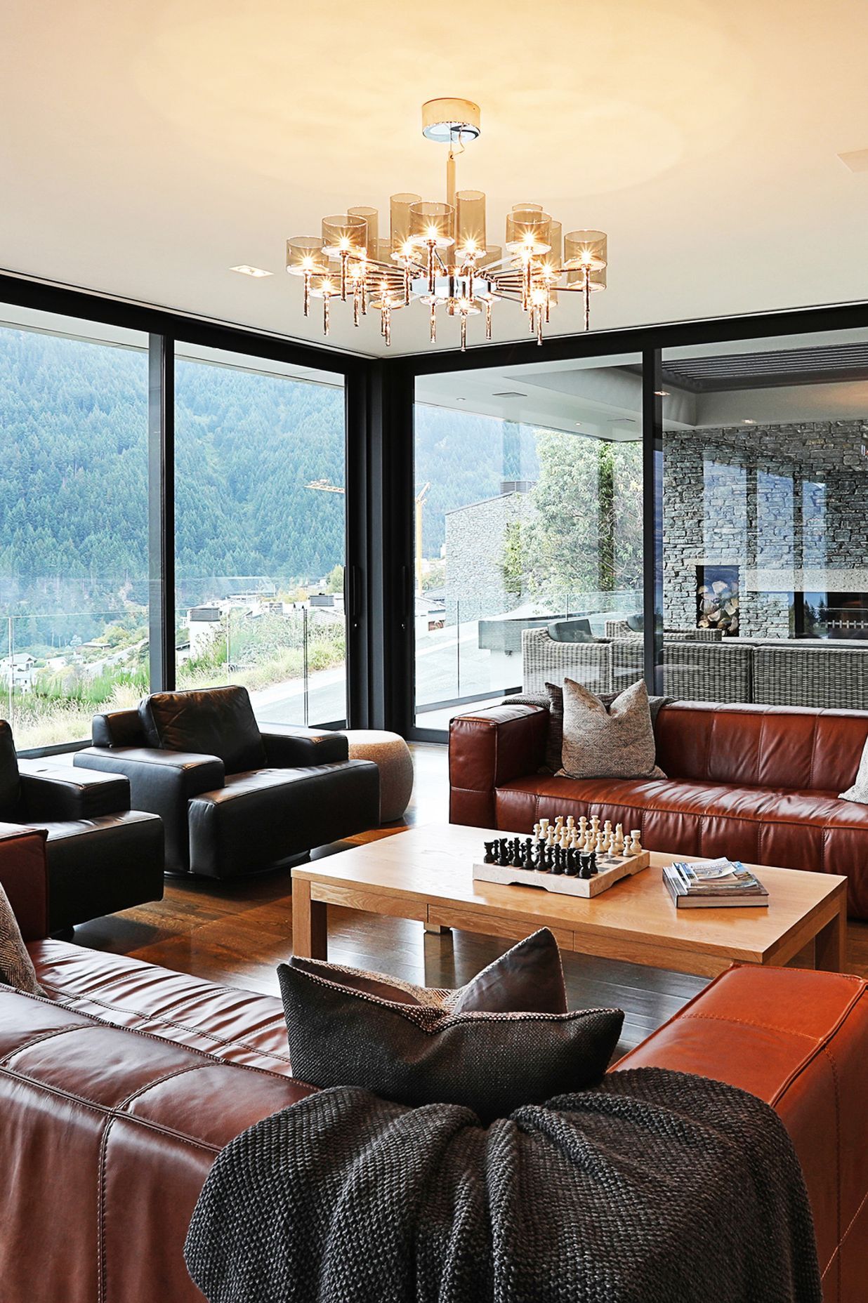 Lake Views, Wakatipu Home