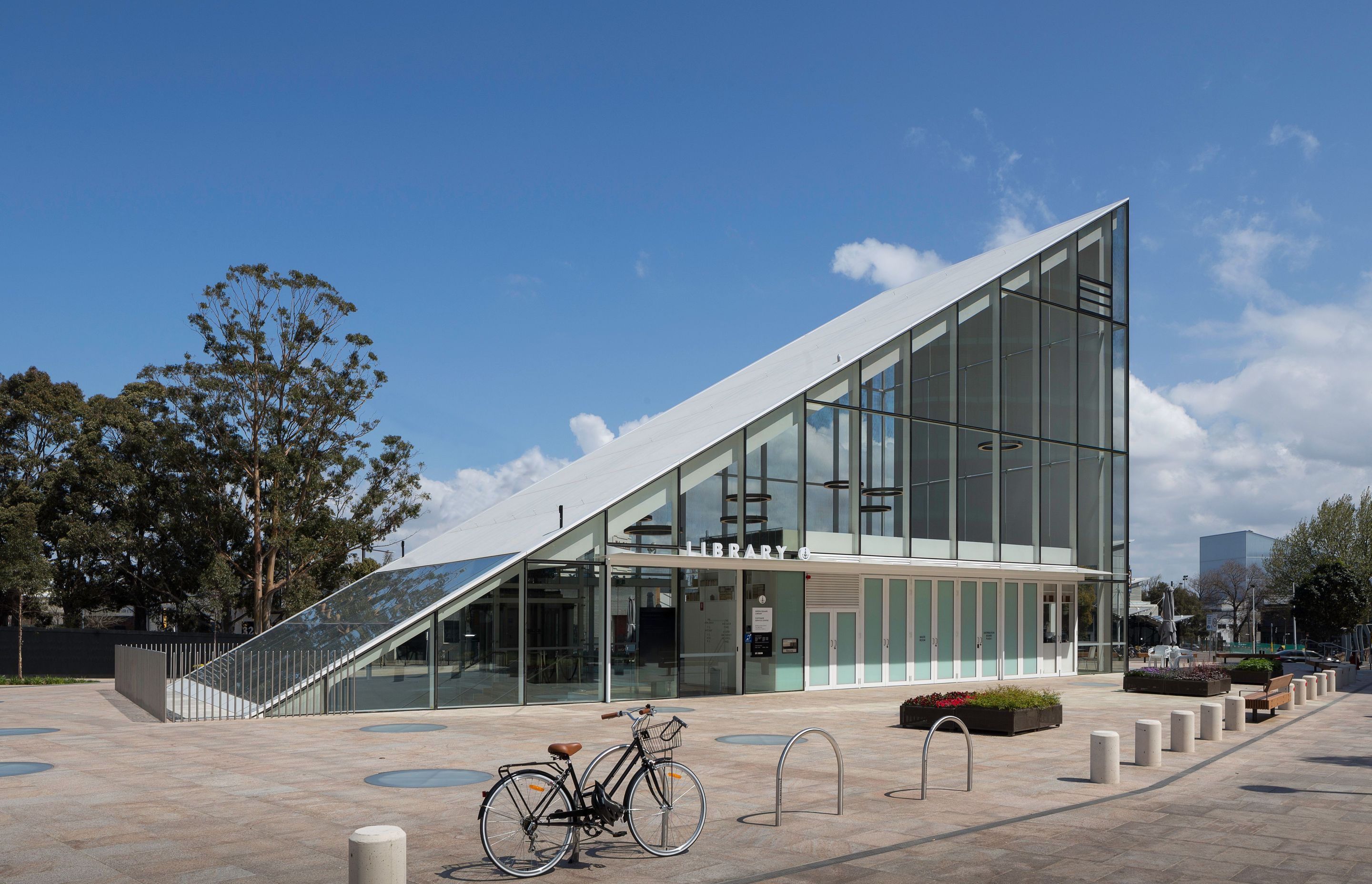 ##Green Square Library &amp; Plaza, Sydney