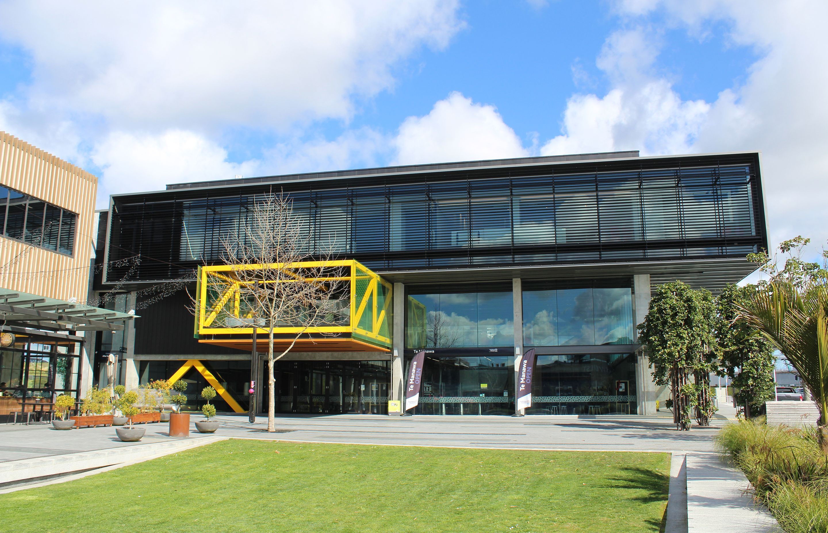 Te Manawa - Westgate Library and Multi-Purpose Facility
