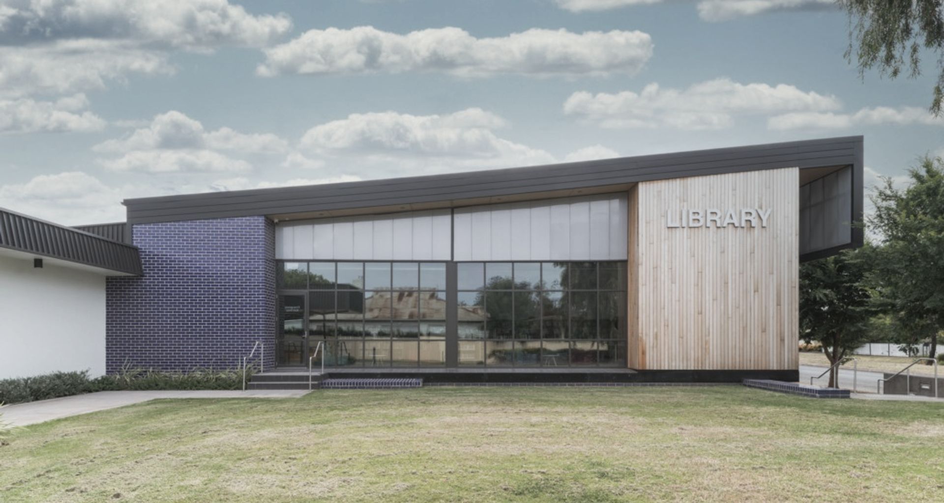 Tatura Library banner
