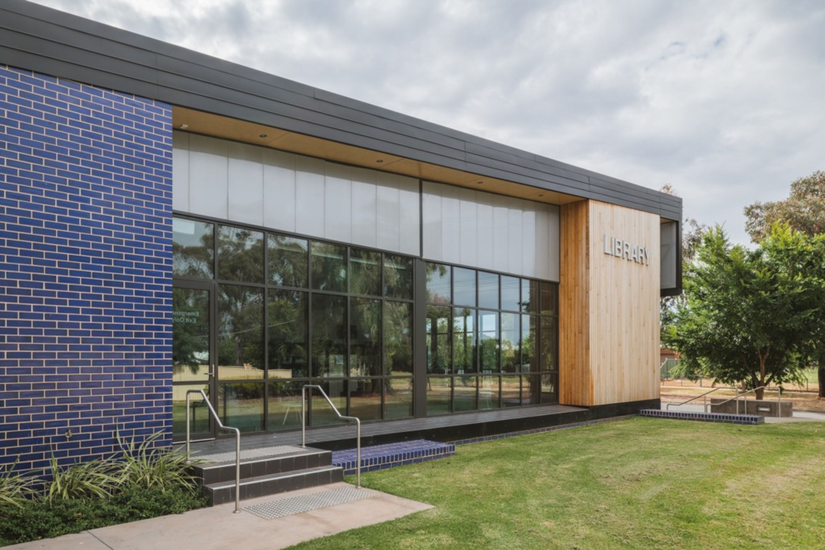 Tatura Library