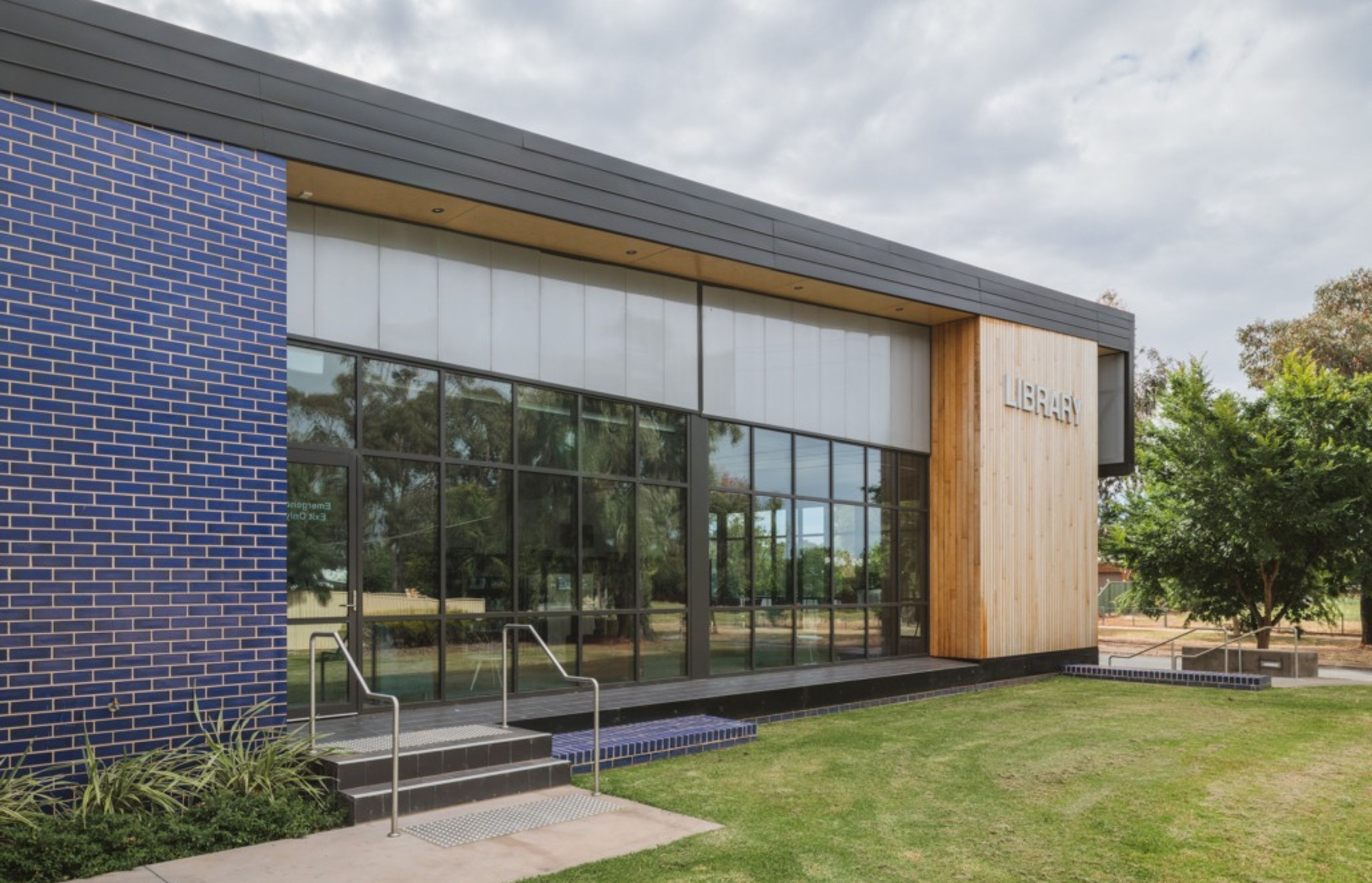 Tatura Library