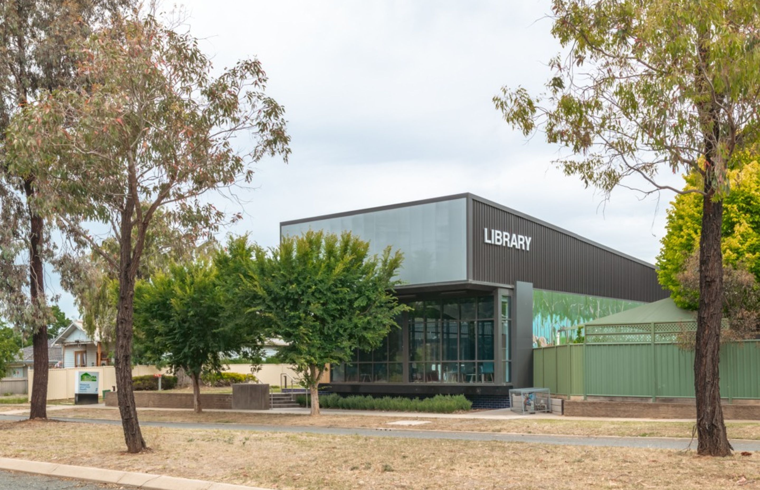 Tatura Library