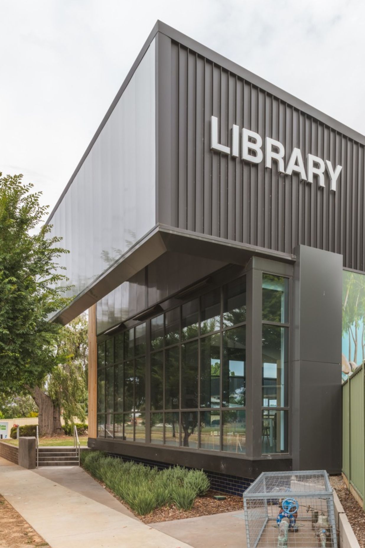 Tatura Library