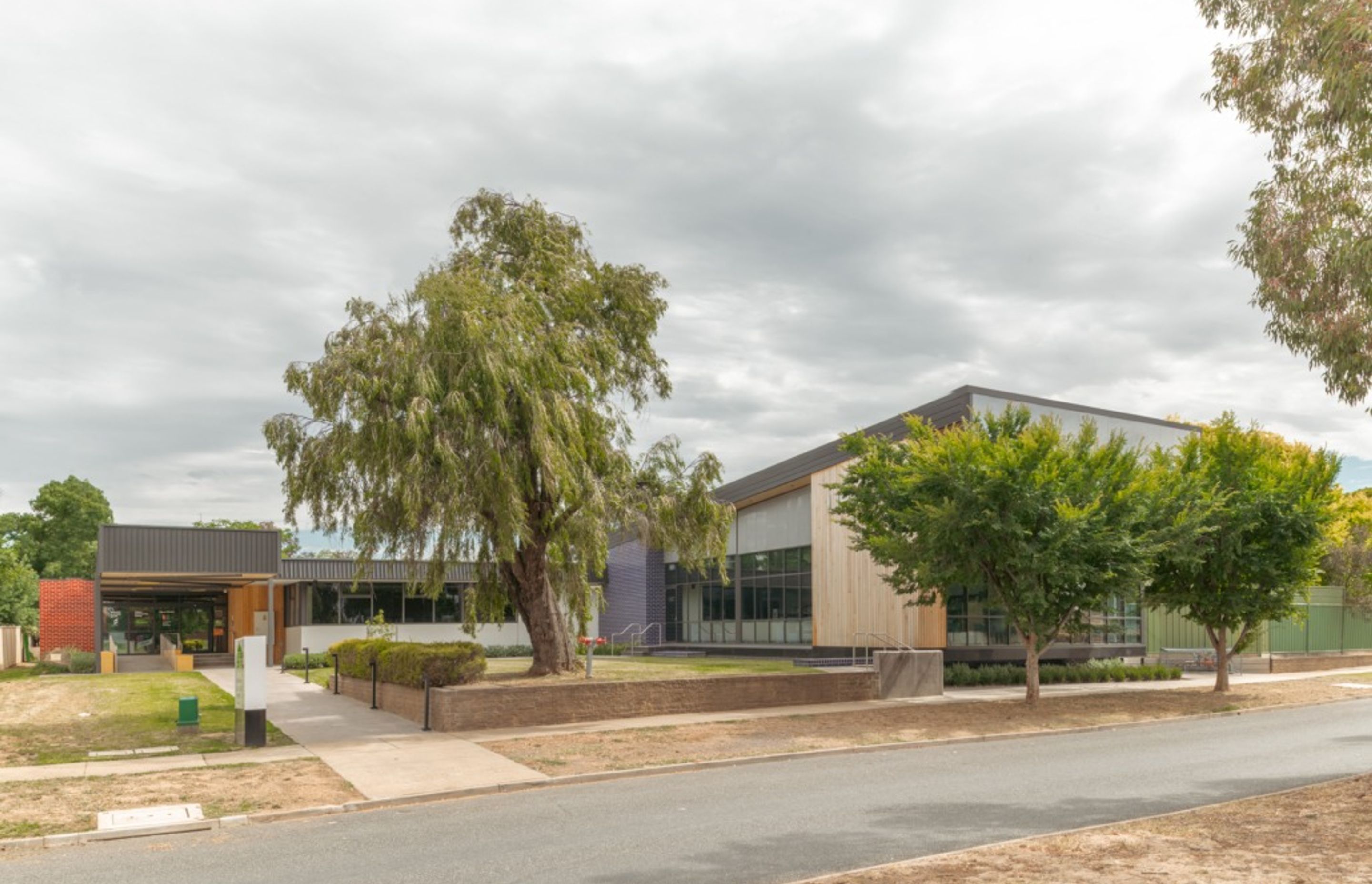 Tatura Library