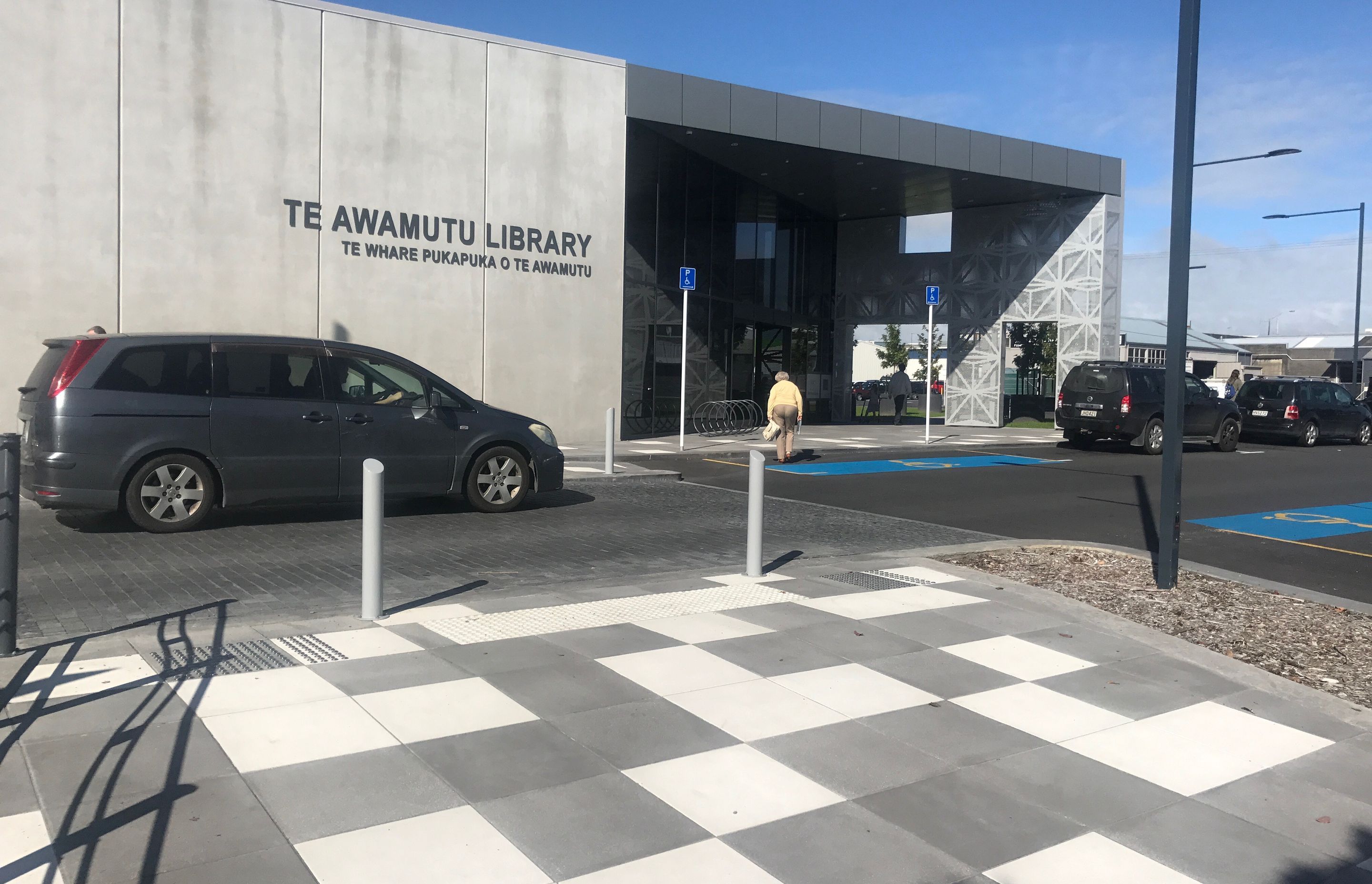 Te Awamutu Library utilises White Terrazzo pavers