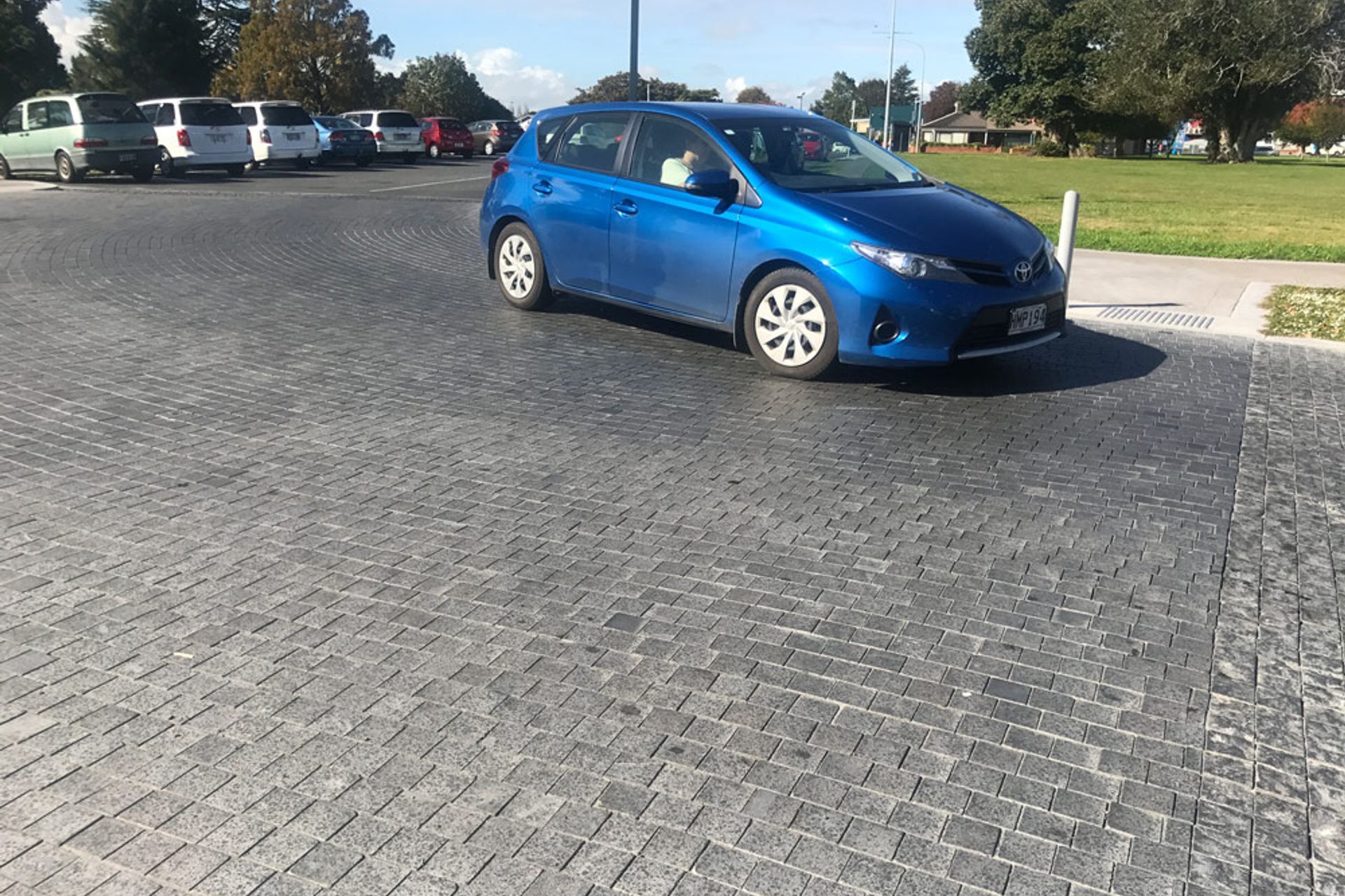 Te Awamutu Library utilises White Terrazzo pavers
