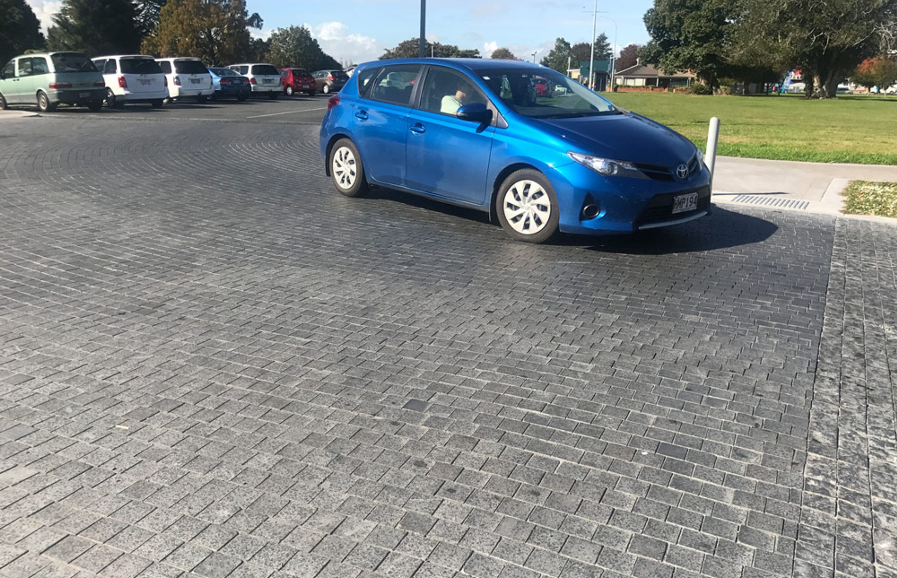 Te Awamutu Library utilises White Terrazzo pavers