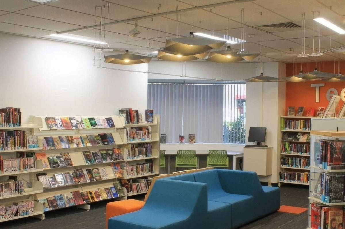 Takapuna Library