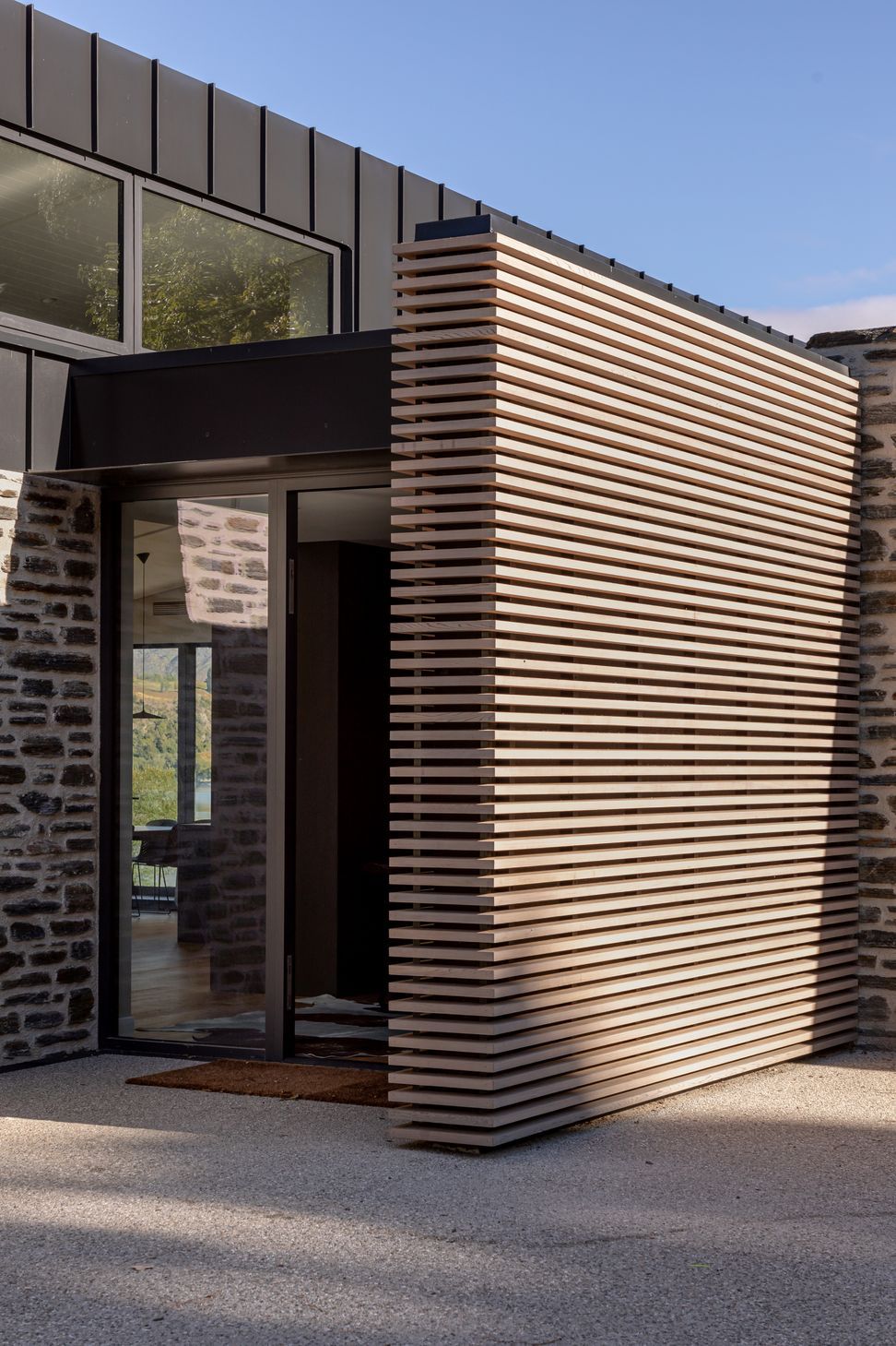 056-Ben-Hudson-Architects-Lake-House-main-entry.jpg
