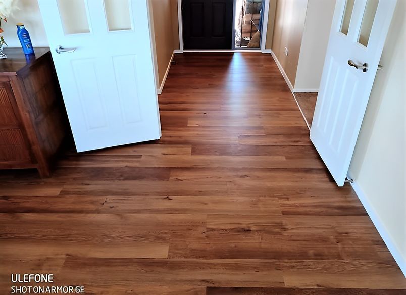 Vinyl Plank Floor