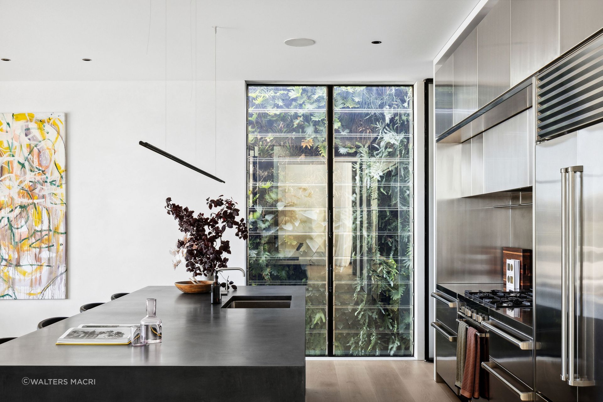 19CoolawinRdNorthbridgeHighKitchen2.jpg