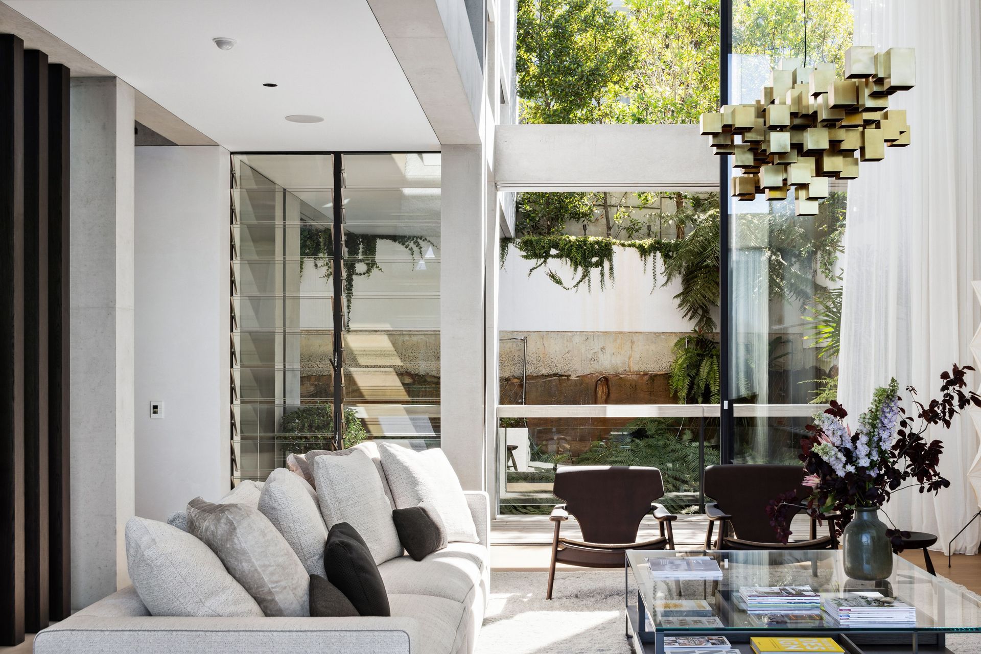 19CoolawinRdNorthbridgeHighLiving4-v2.jpg