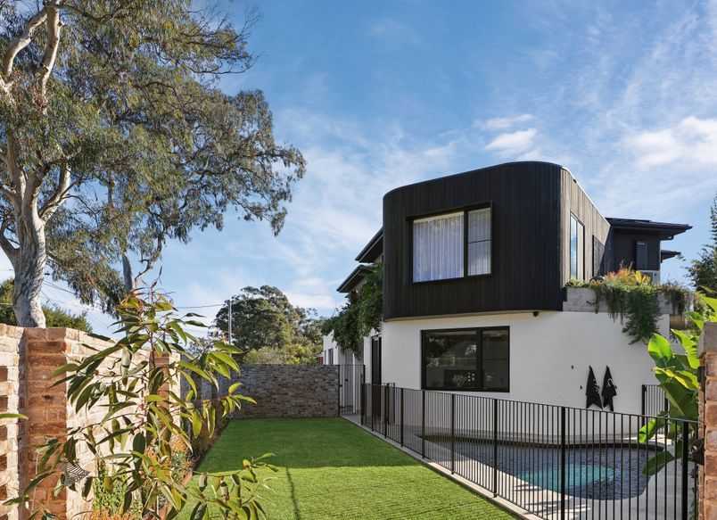 Partridge Avenue, Miranda