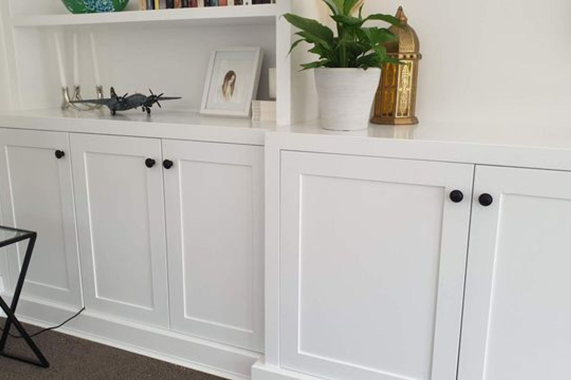 A Living Room of Good Character