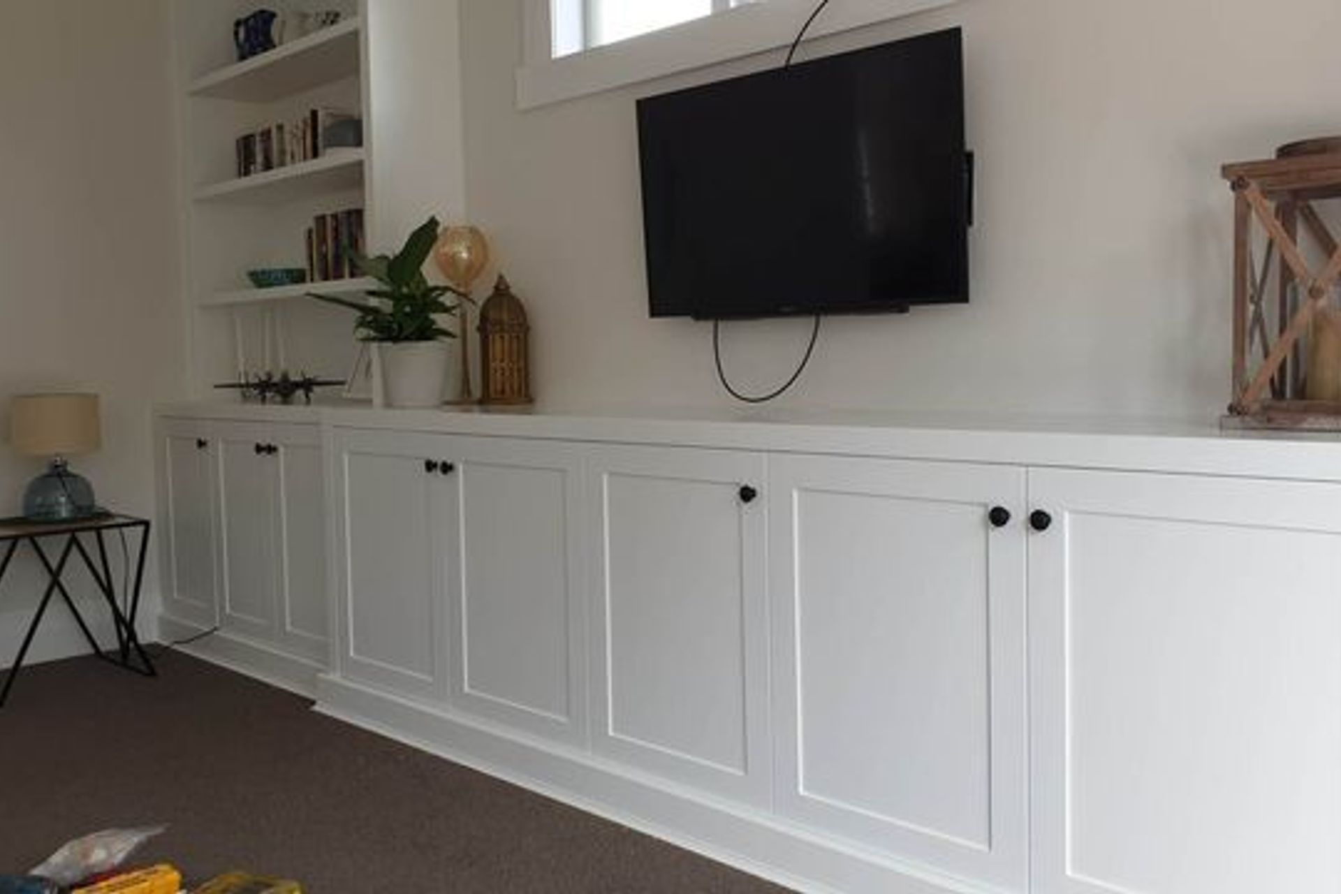 A Living Room of Good Character