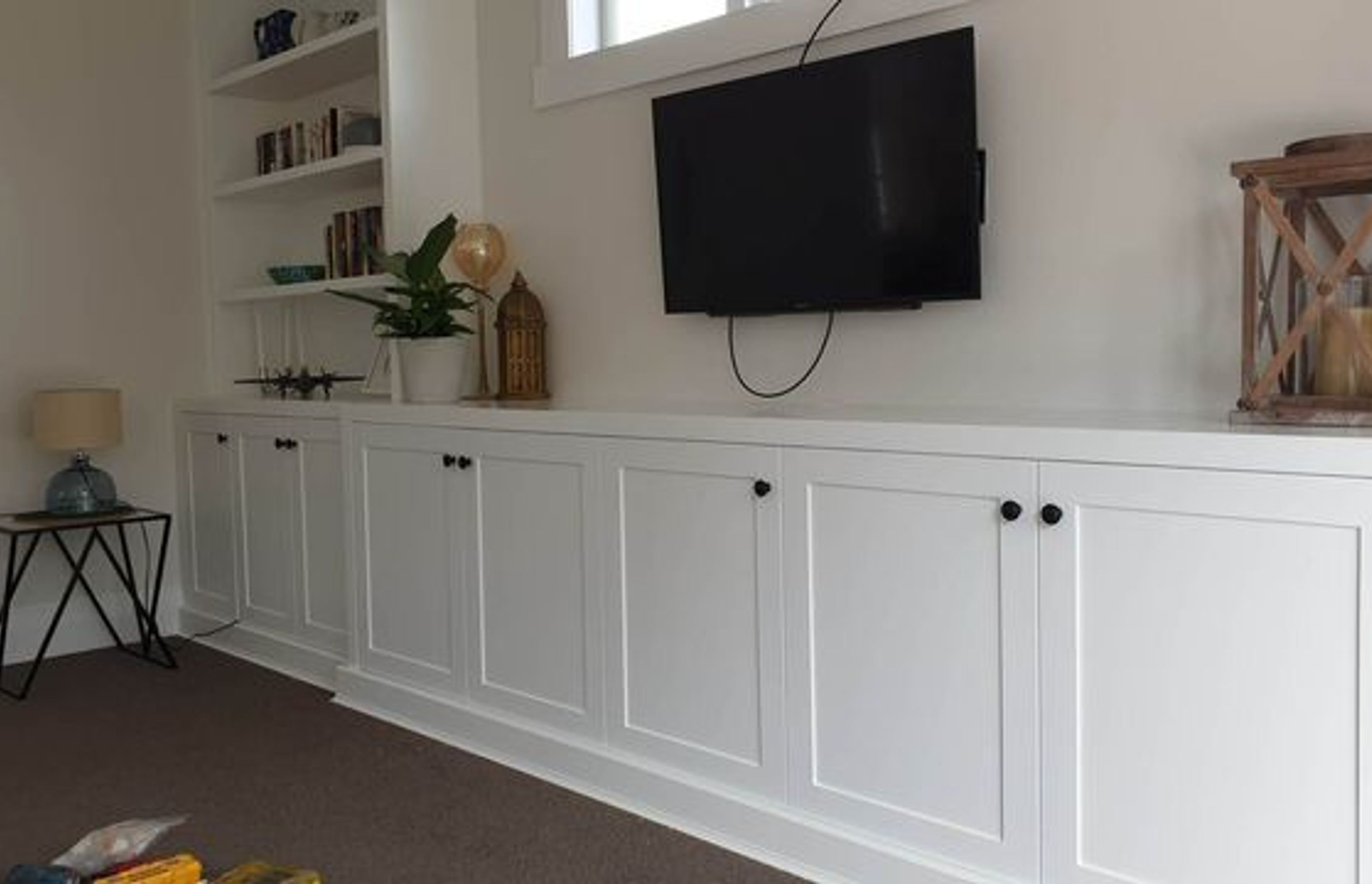 A Living Room of Good Character