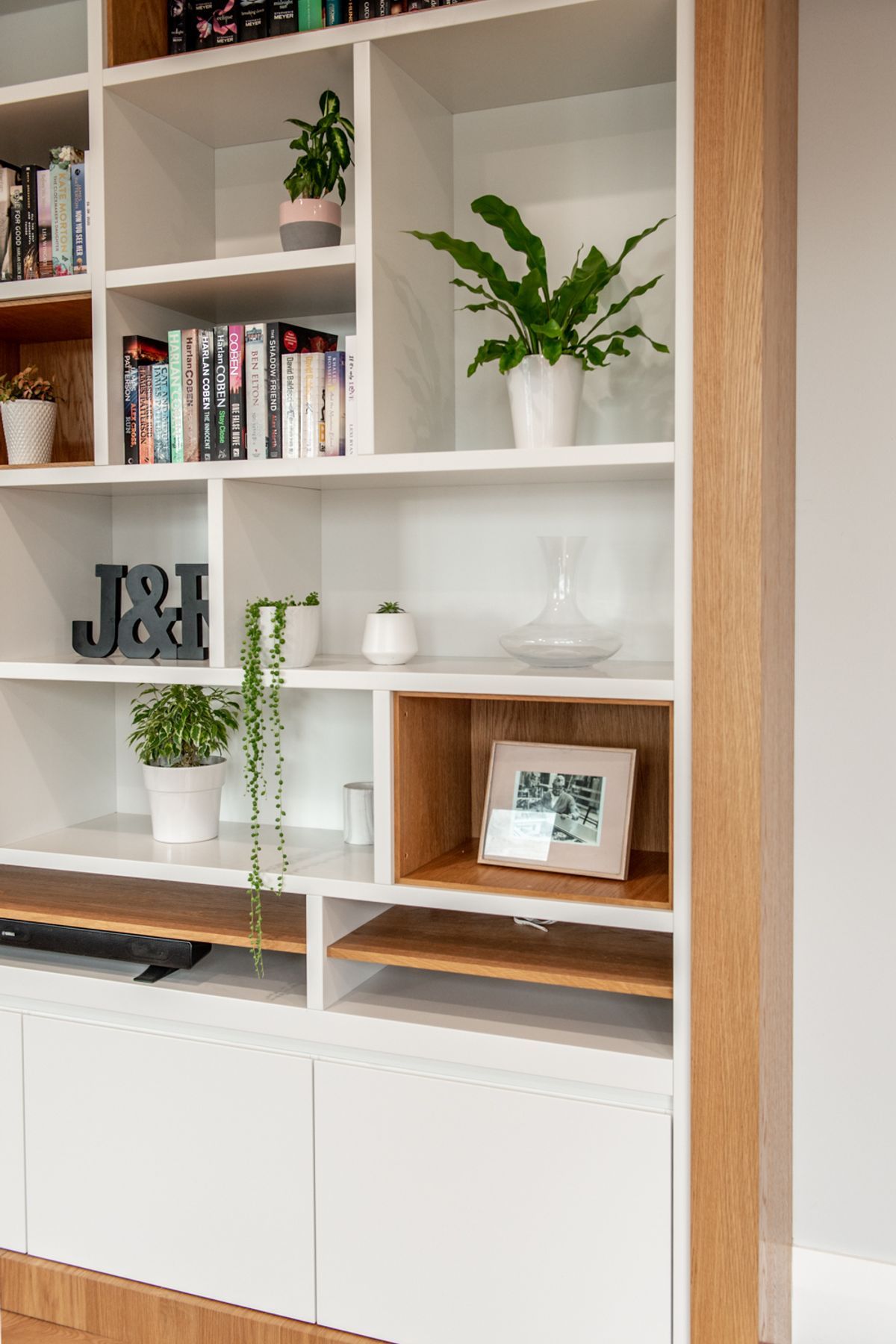 Fitted Bookshelf