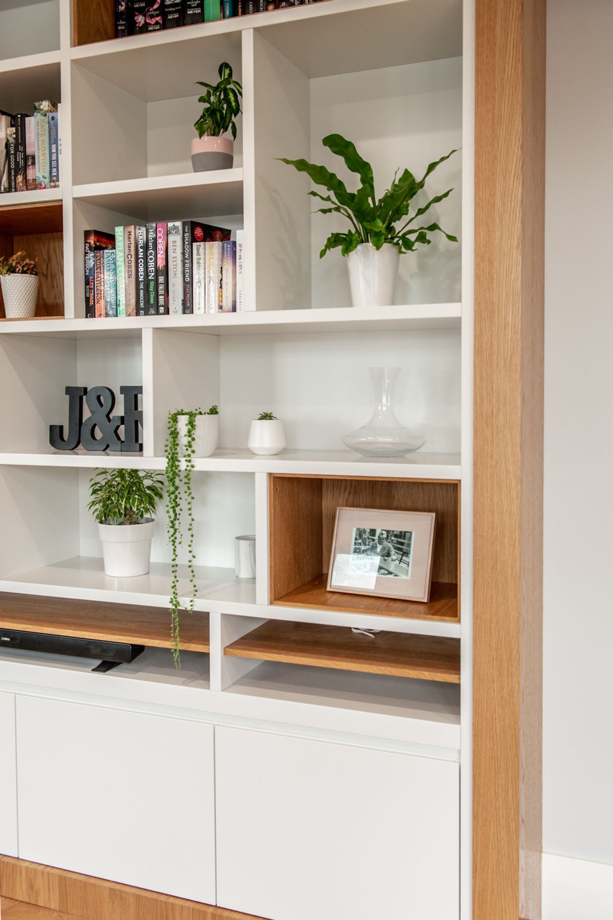 Fitted Bookshelf
