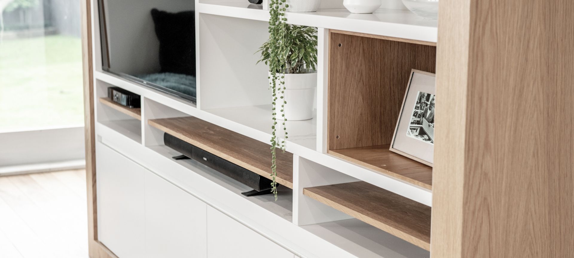 Fitted Bookshelf banner