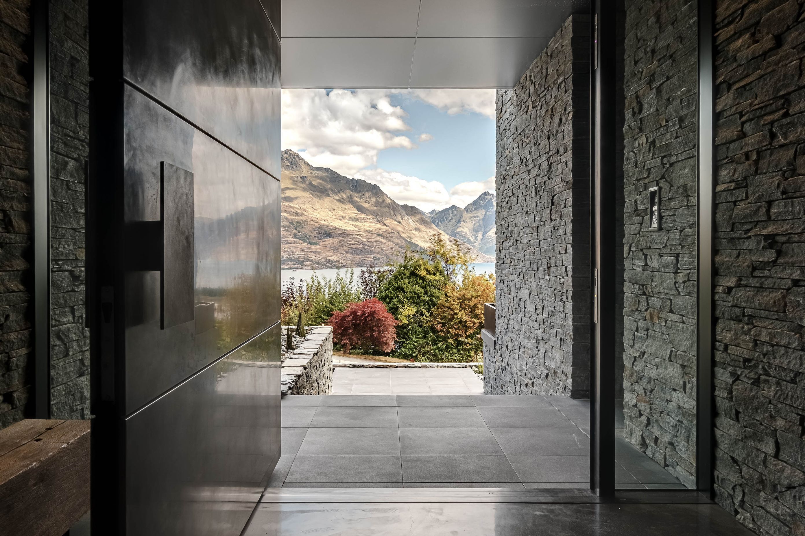 2025-02-22-HAL-QUEENSTOWN-VILLA-20.jpg