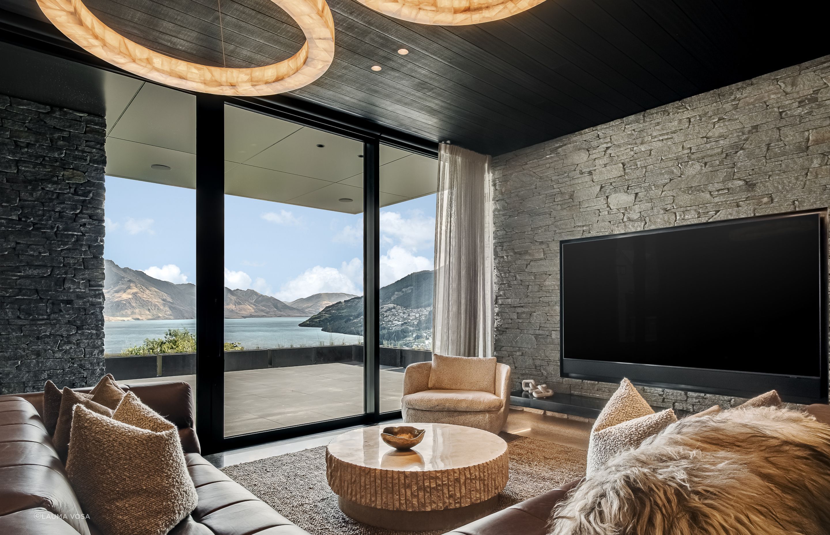 2025-02-22-HAL-QUEENSTOWN-VILLA-9a.jpg