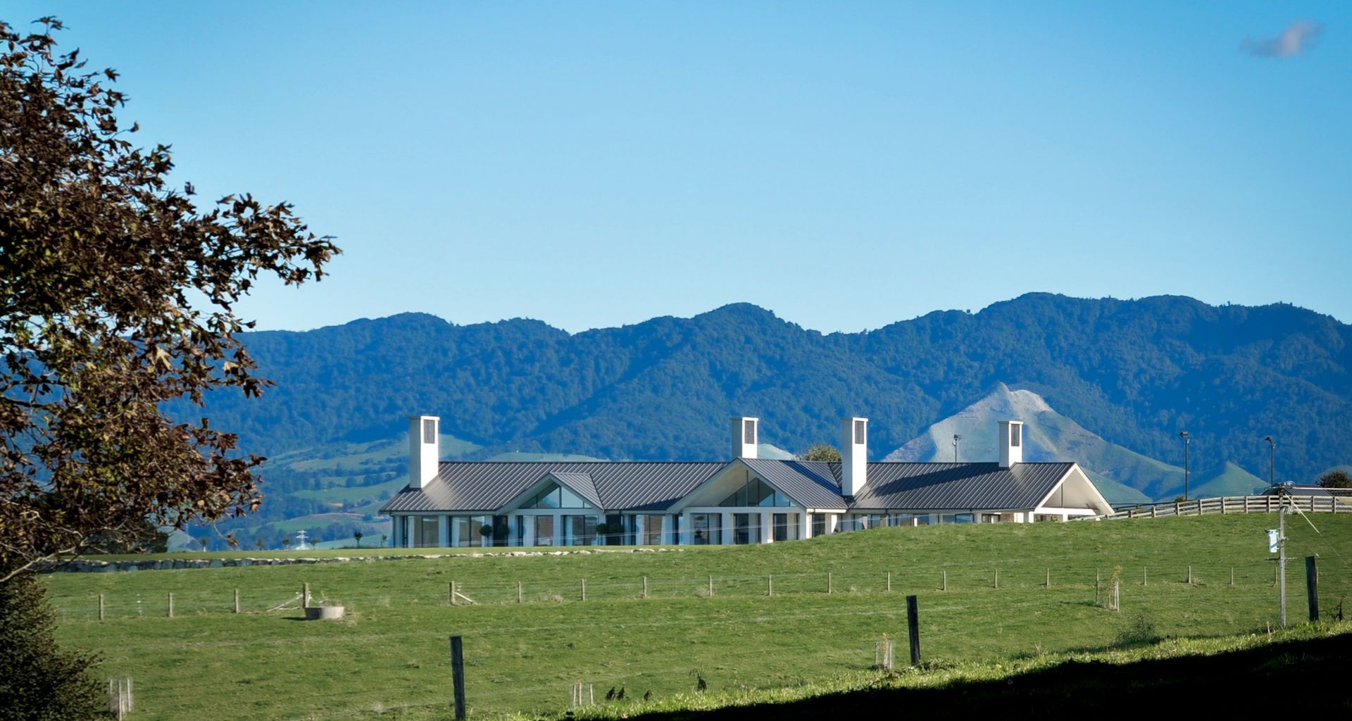 Waikato Farmhouse banner