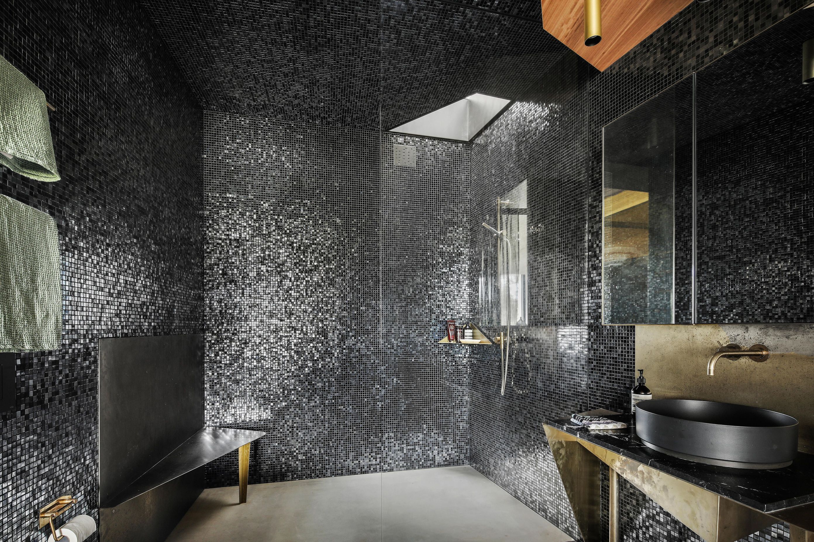 25NeerimRoadCastleCoveHighBathroom2.jpg