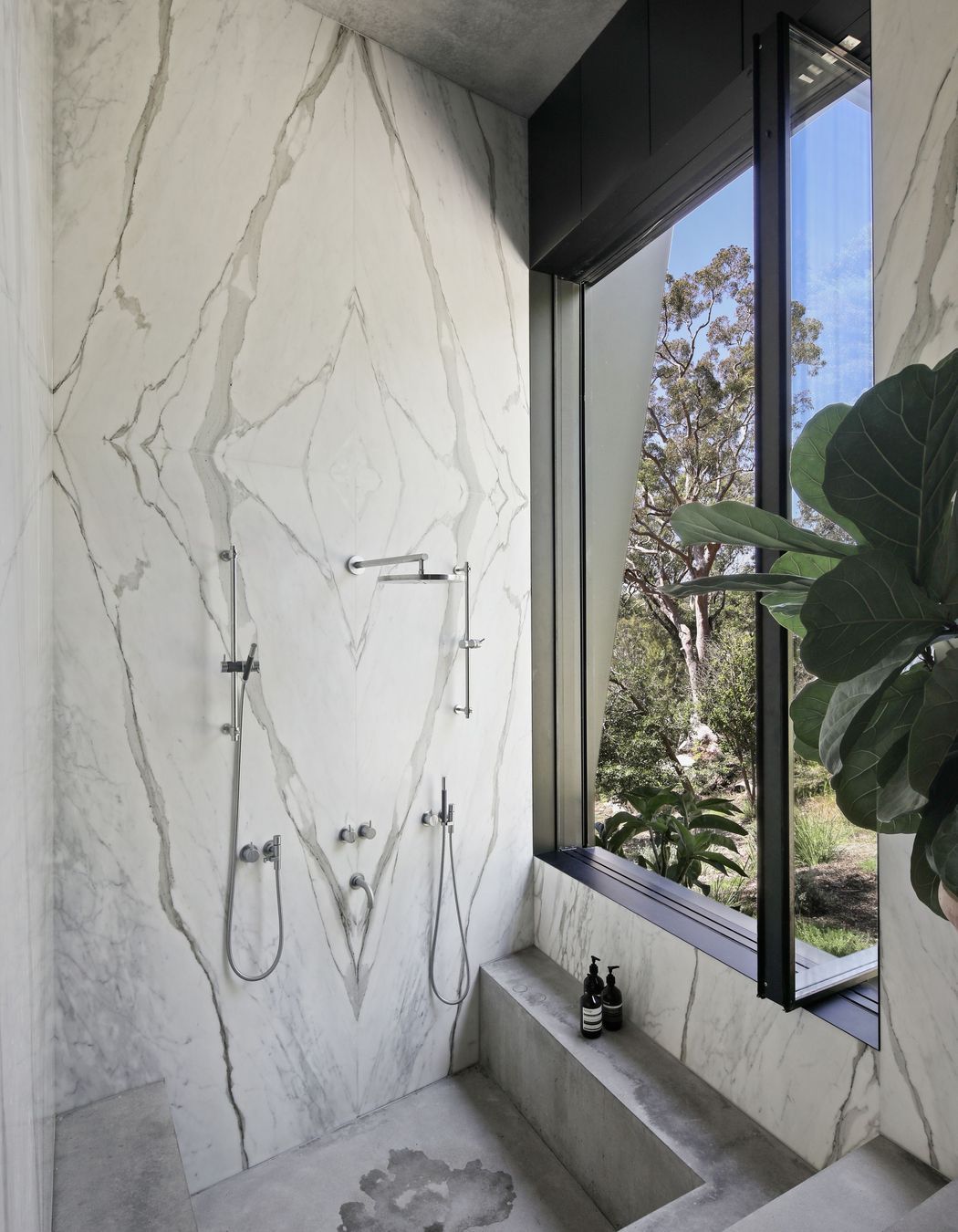 25NeerimRoadCastleCoveHighBathroom4.jpg