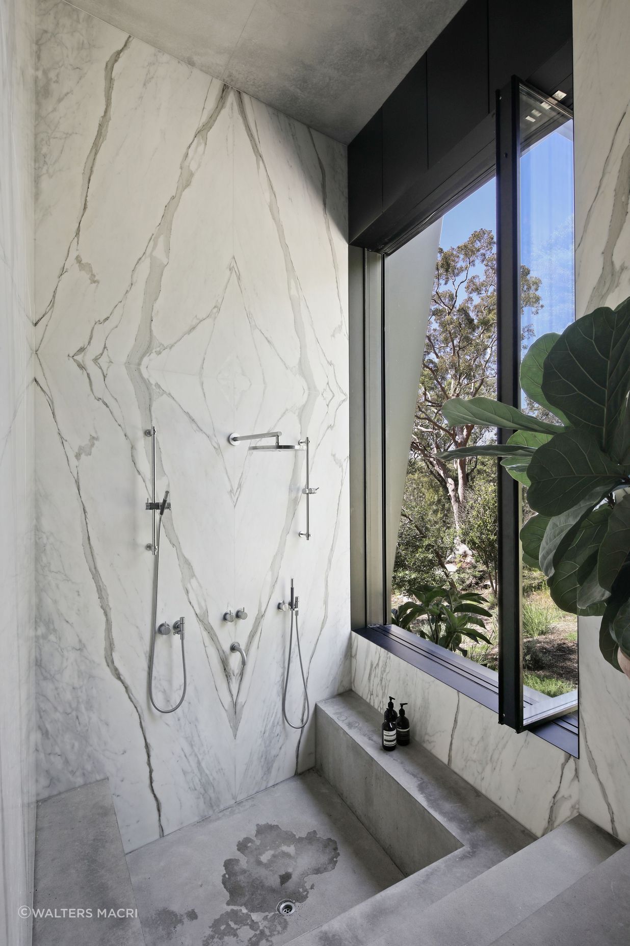 25NeerimRoadCastleCoveHighBathroom4.jpg