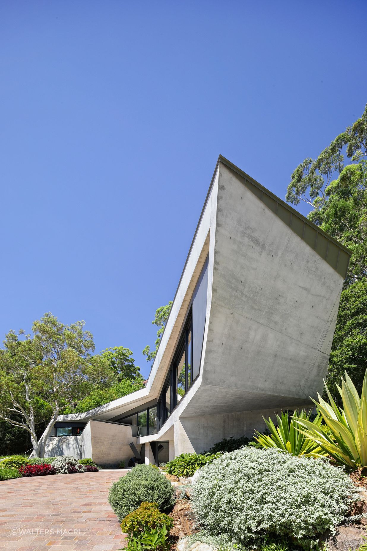 25NeerimRoadCastleCoveHighExterior3.jpg