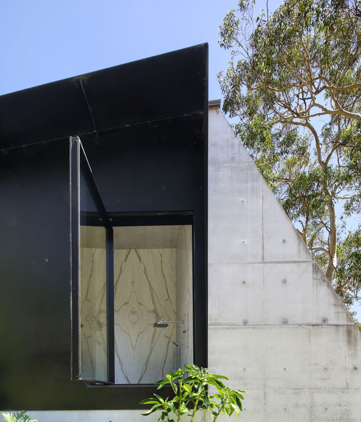 25NeerimRoadCastleCoveHighExterior5.jpg