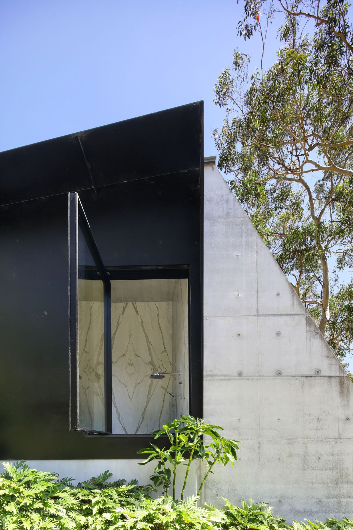 25NeerimRoadCastleCoveHighExterior5.jpg