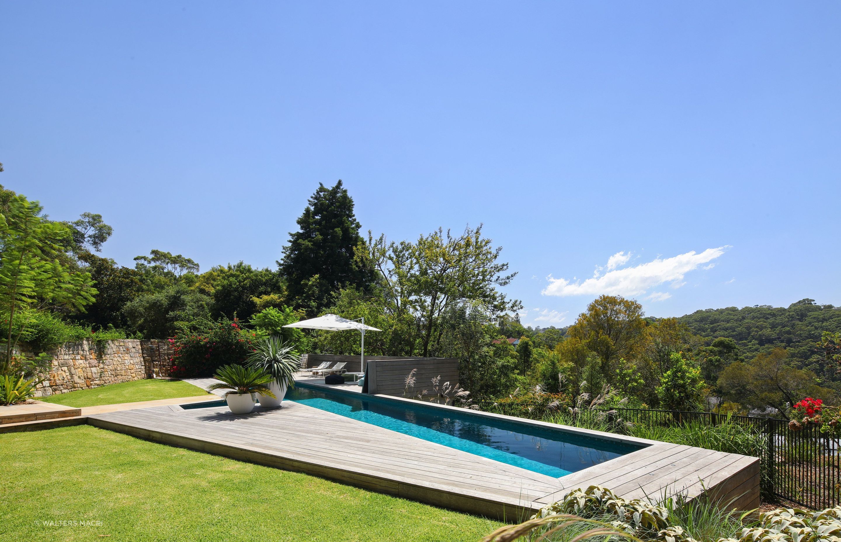 25NeerimRoadCastleCoveHighExterior6.jpg