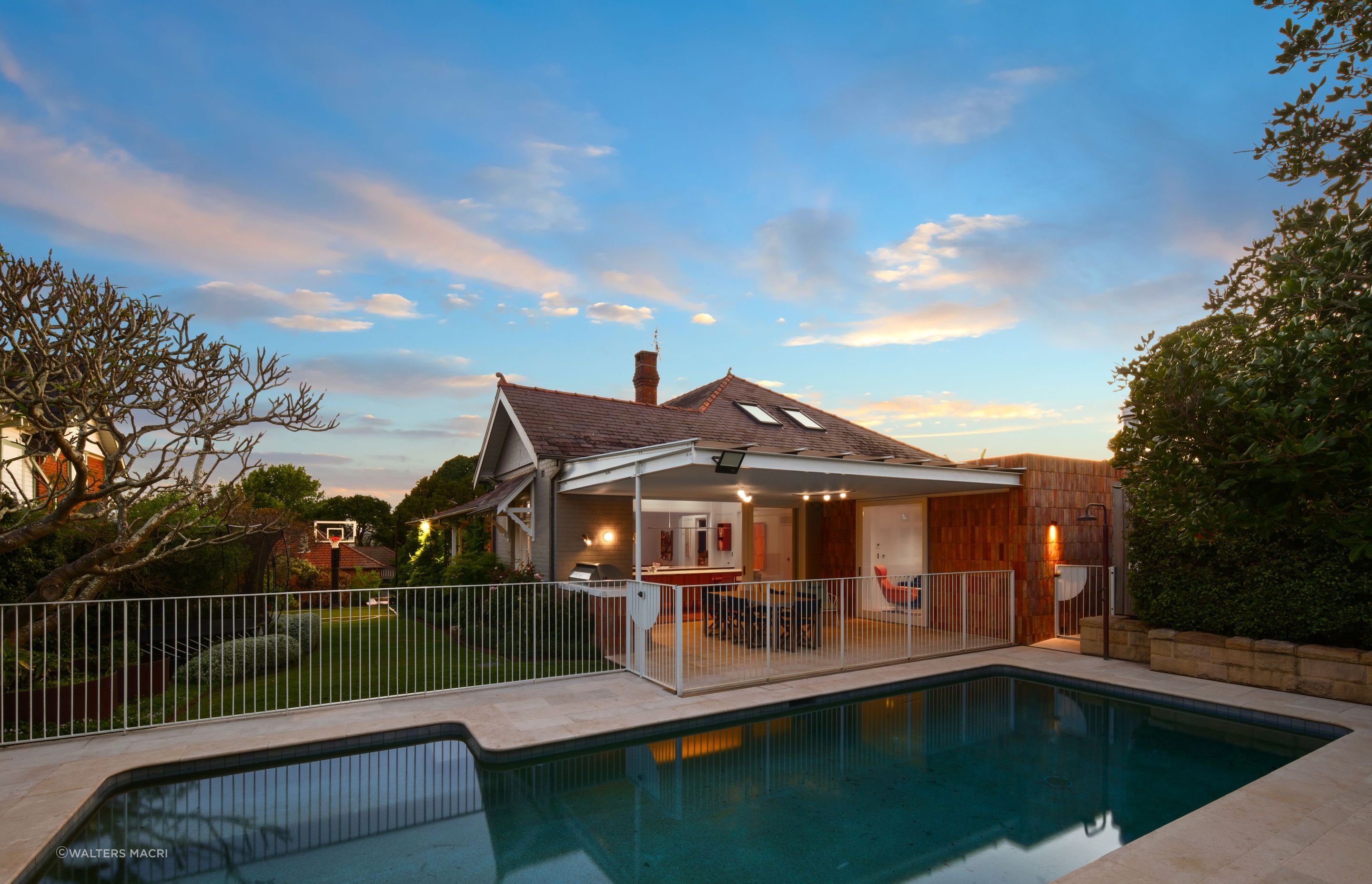 37GeorgeStreetGreenwichHighExterior2-v2.jpg