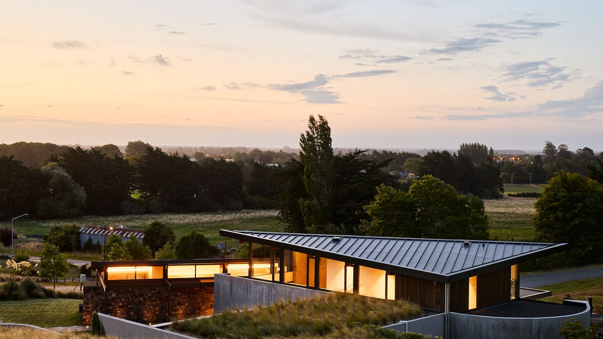 Project of the Month | Redmund Spur House | Sheppard and Rout Architects video