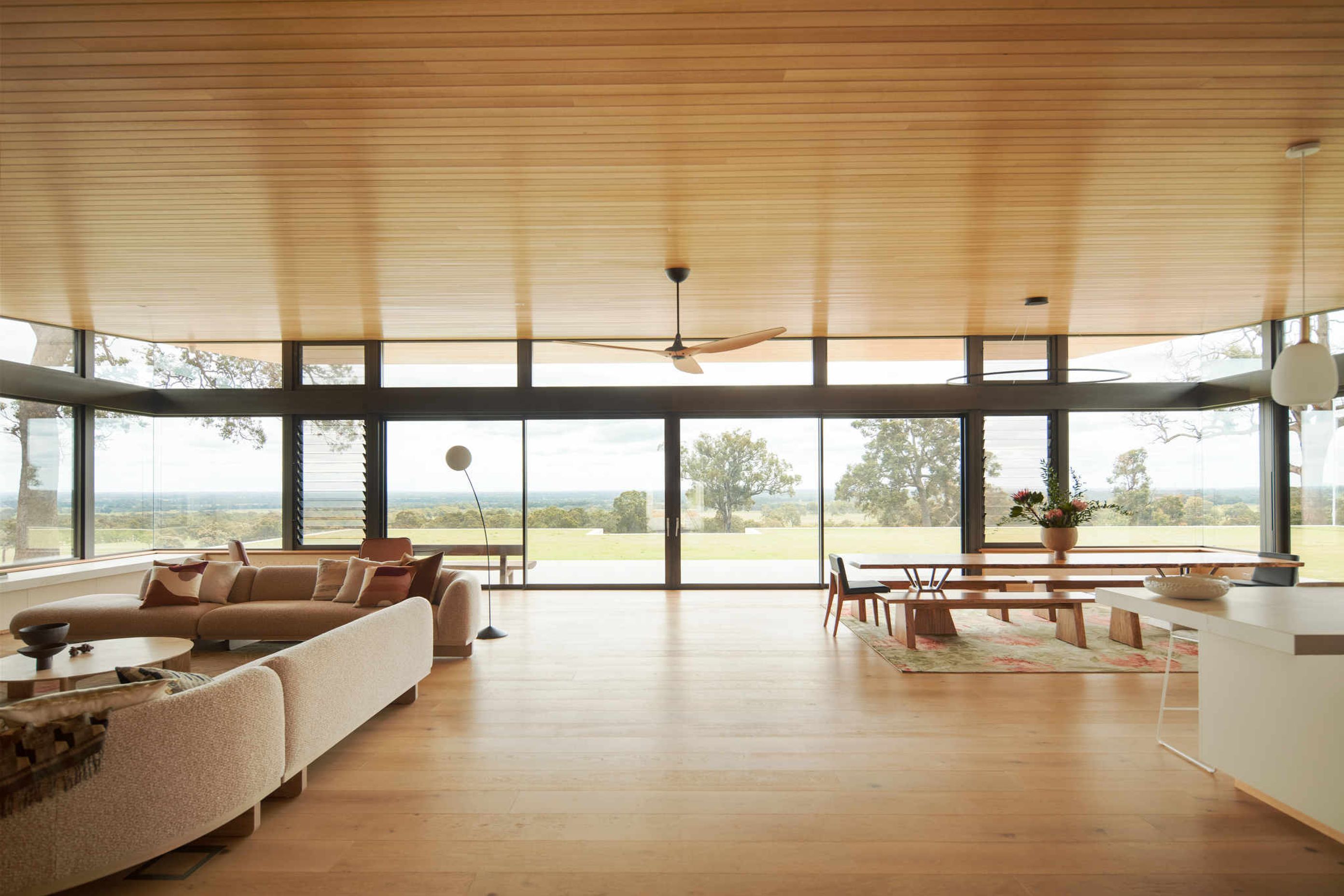 AX-H1600XXL-SS-Libbys-Retreat-Meelon-WA-Living-1.jpeg