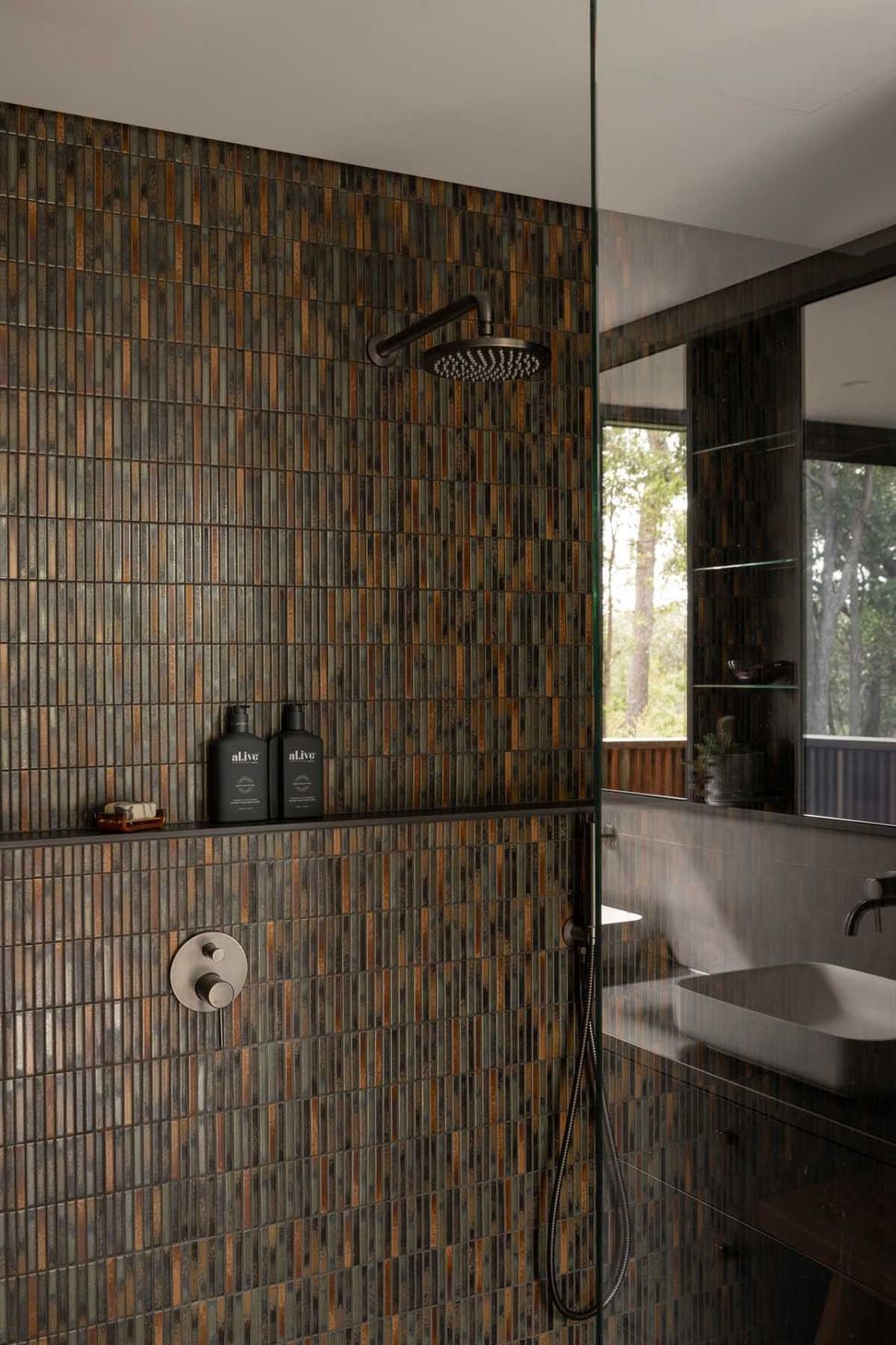 Axis-H1400-Treehouse-Margaret-River-WA-Bathroom-3.jpeg