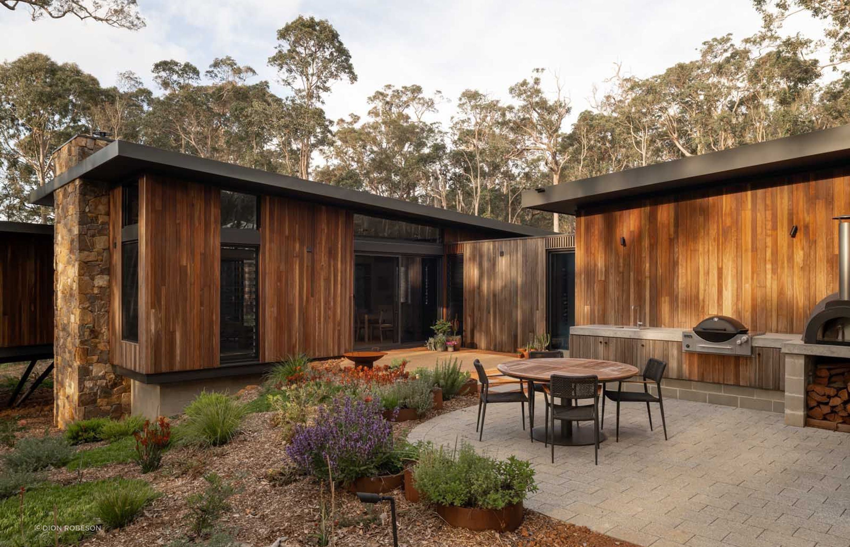 Axis-H1400-Treehouse-Margaret-River-WA-Exterior-9.jpeg