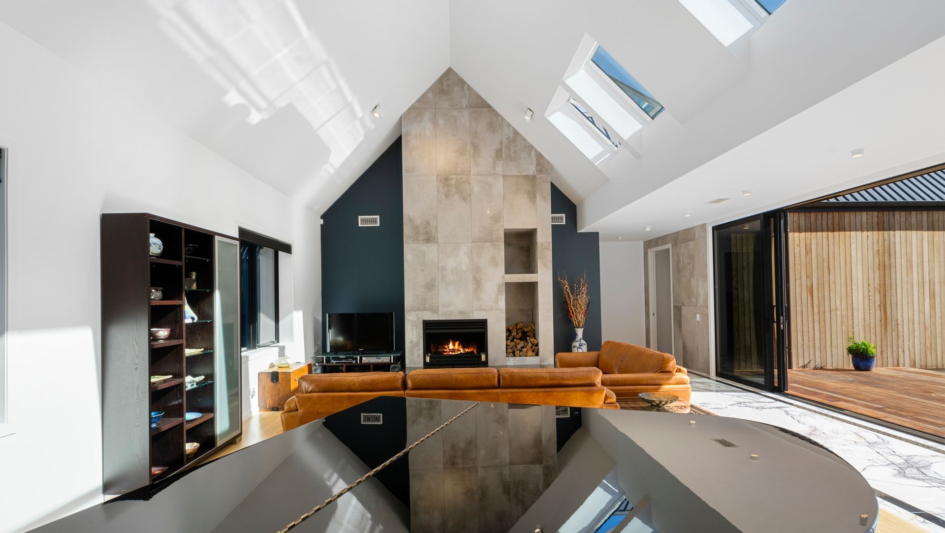 Dairy Flat Home banner