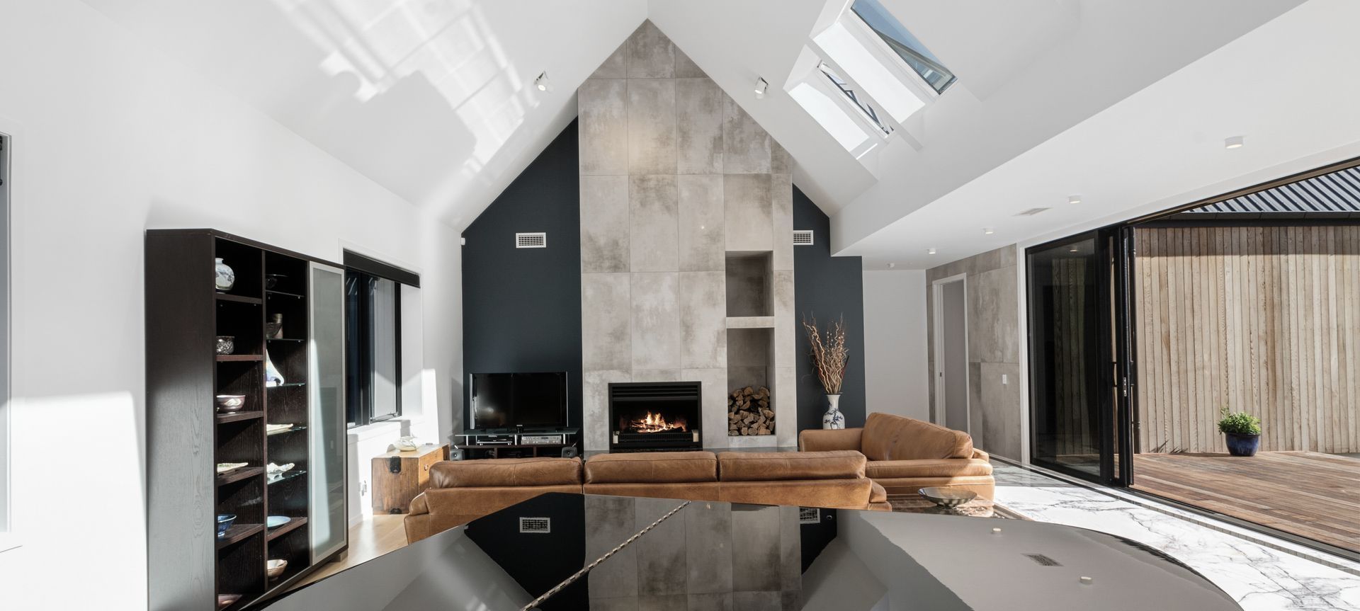 Dairy Flat Home banner