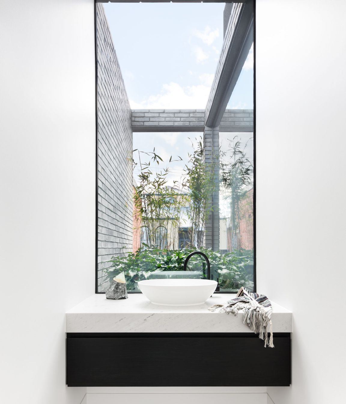 ##Caroline South Yarra 2016