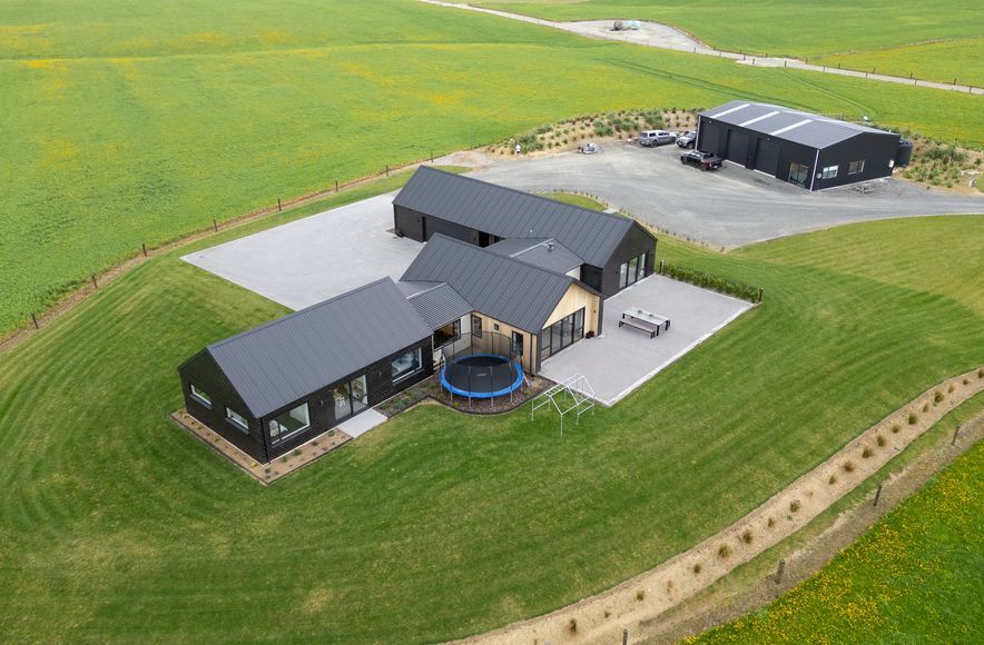 Waimumu Residence