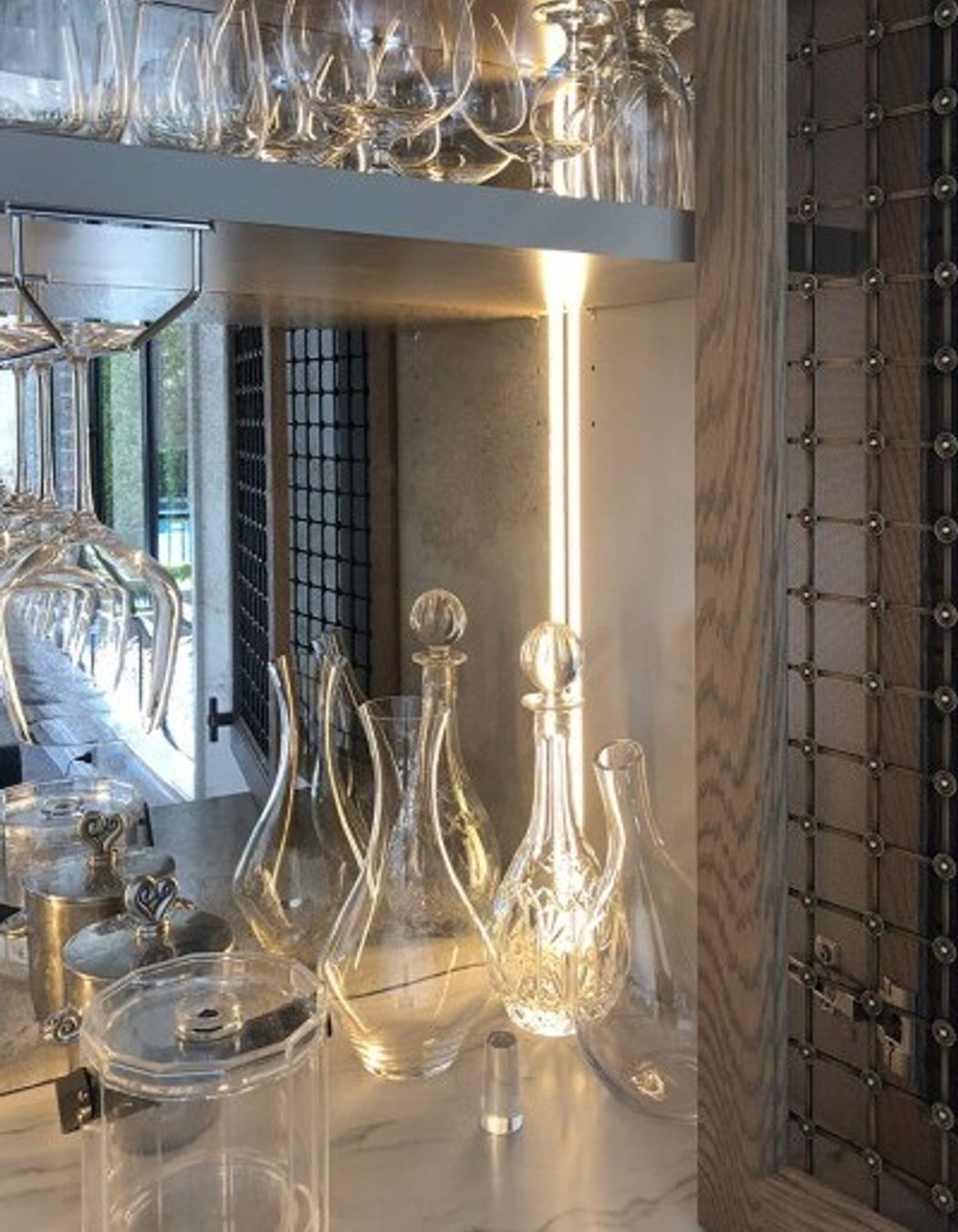 Photographer: Mary Sobel