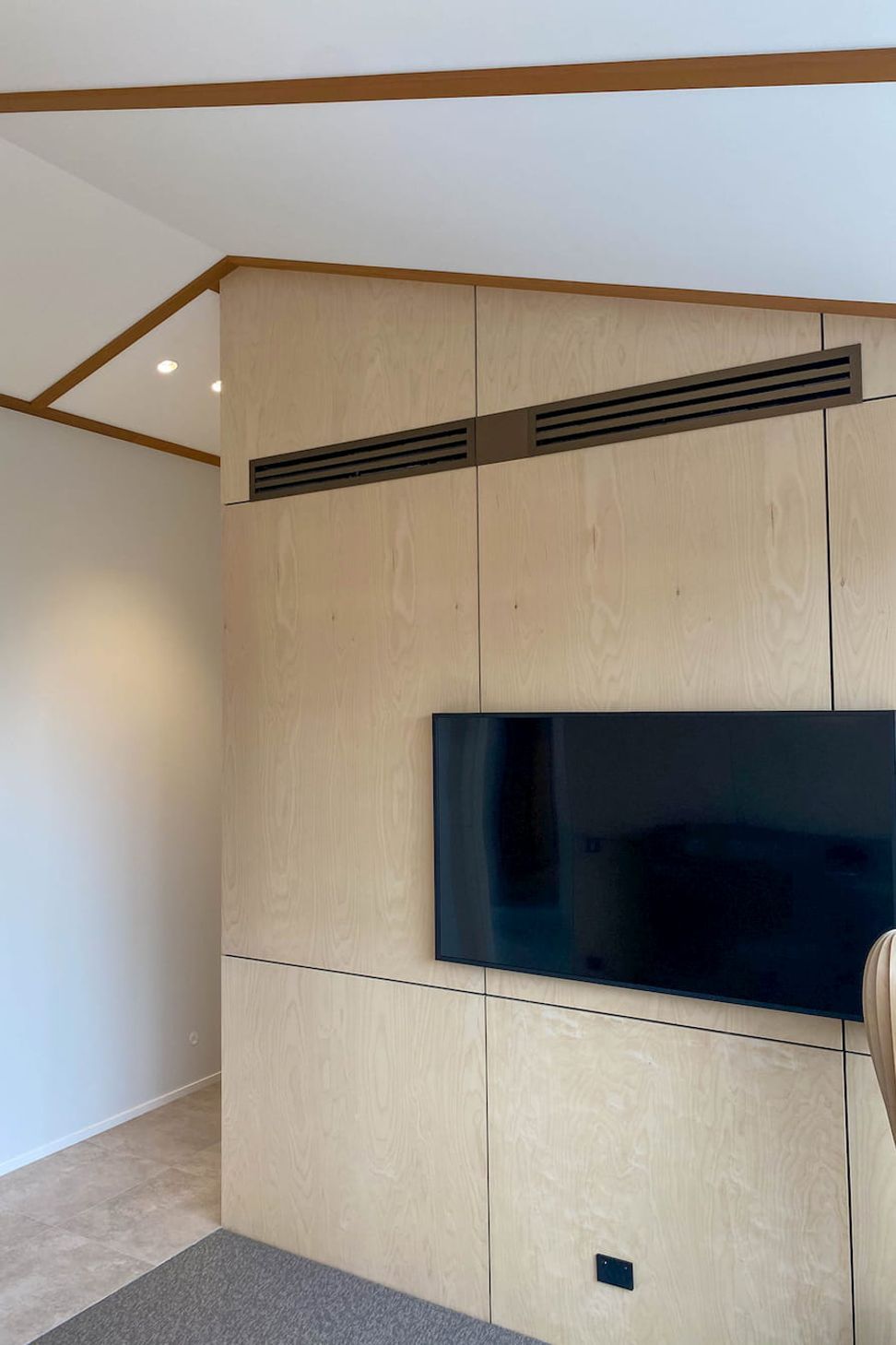 A Ducted Heating System was installed to economically heat different areas of the home.